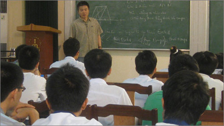 Đây chính là bí quyết giải toán trắc nghiệm của thủ khoa Toán